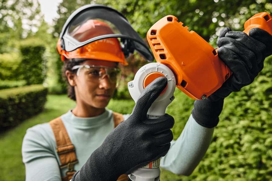 cortasetos de alcance extendido a batería hla 40