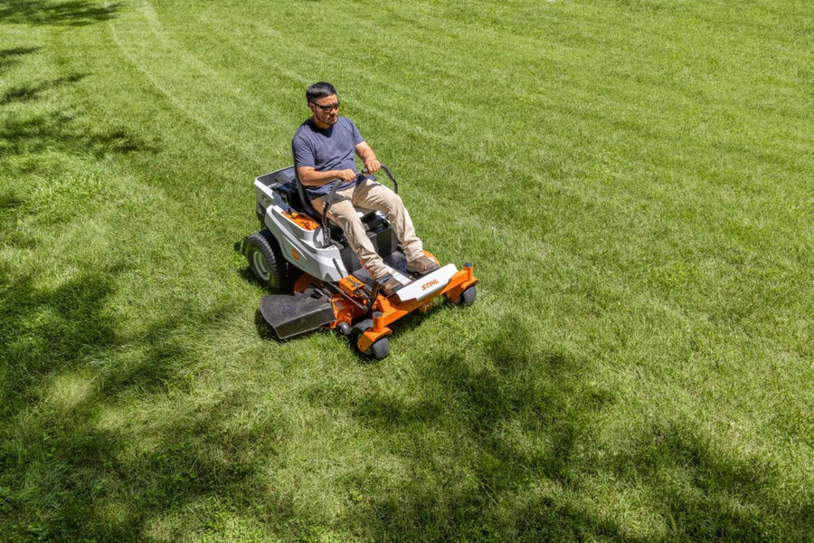cortadora de césped de giro cero a gasolina stihl rz 142
