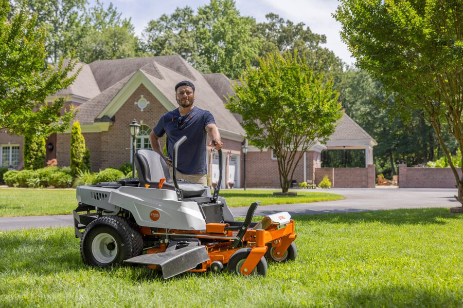 cortadora de césped de giro cero a gasolina stihl rz 142